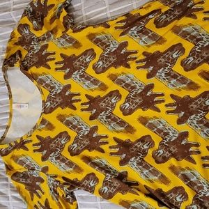 Small LuLaRoe perfect T